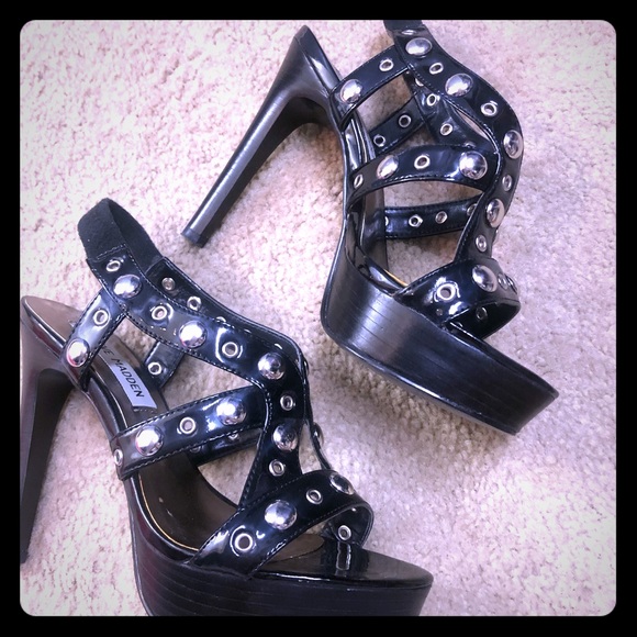 Sexy Fun Heels 😜 - Picture 1 of 3